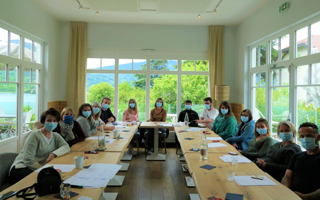 L’équipe SAVOA réunie pour un séminaire d’entreprise au bord du lac !
